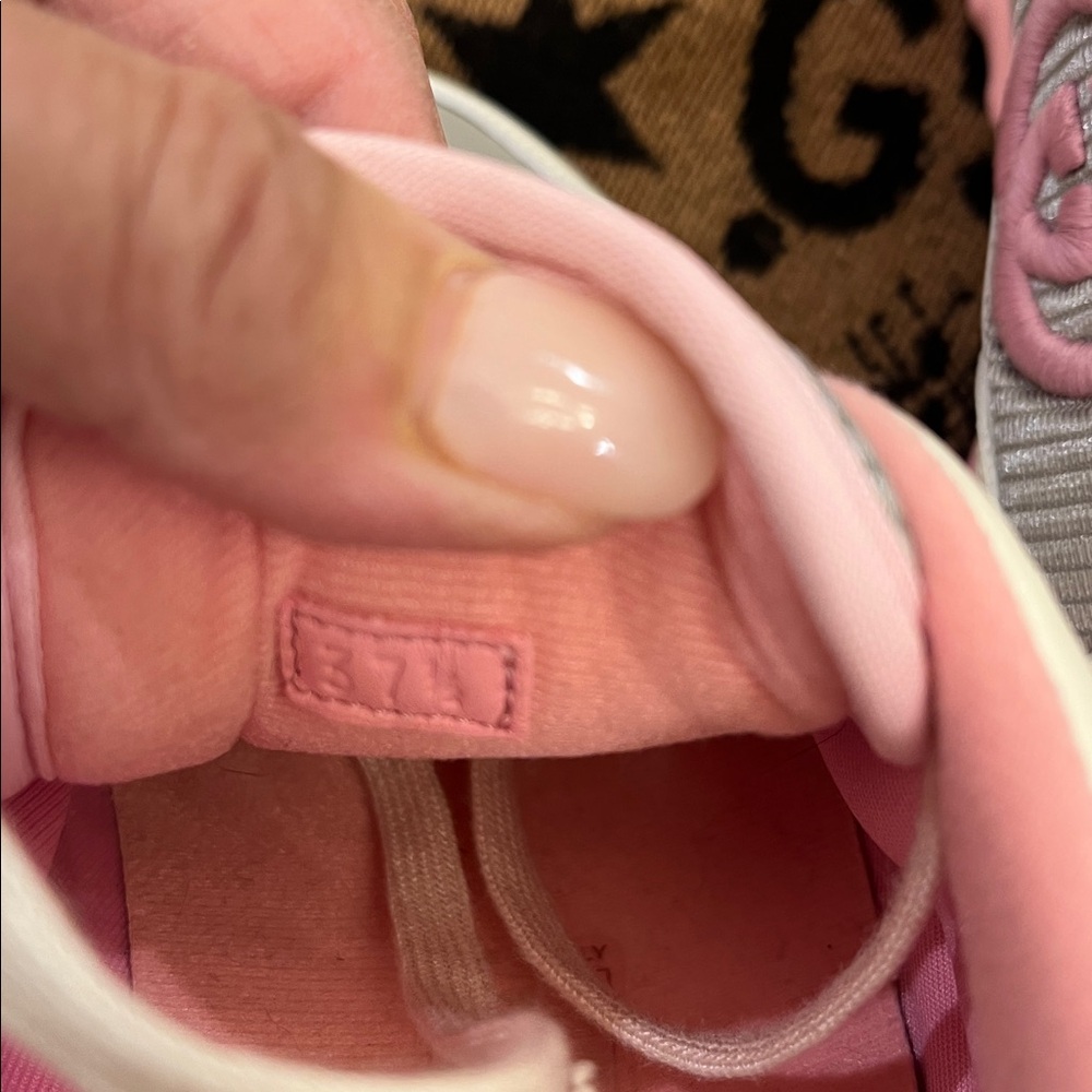 Gucci Pink and Gray Mac 80 Lace-Up Sneakers - Picture 3 of 11